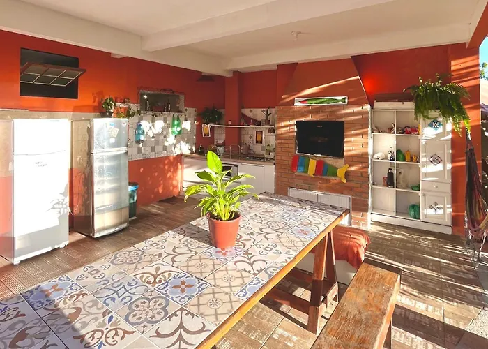 Vibe House Hostel